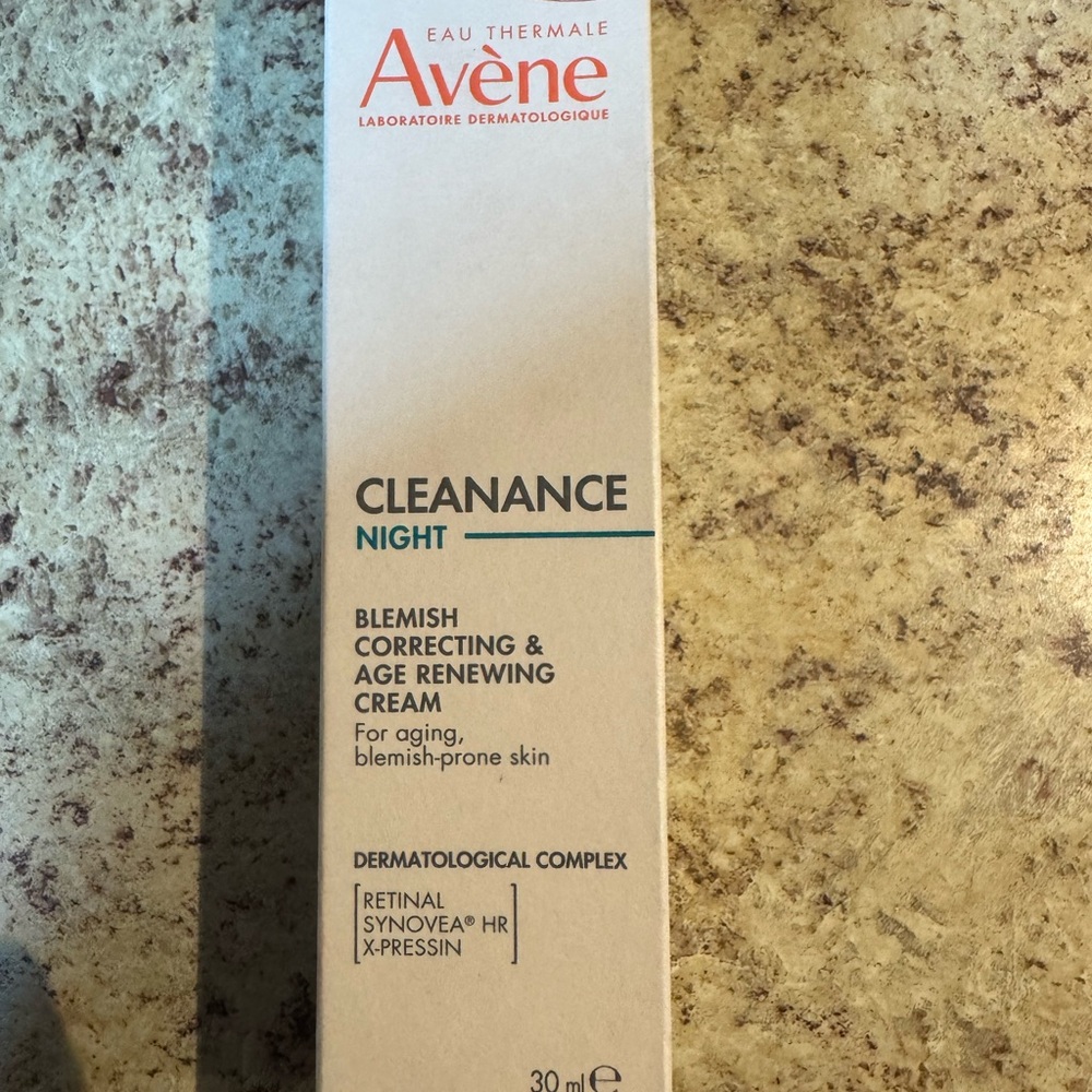 Cleanance Night Cream - White